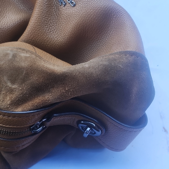 Coach Leather Shoulder Bag in Tan - Picture 2 of 13